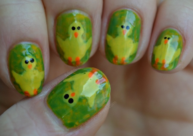Simple Easter Chick Nail Art 