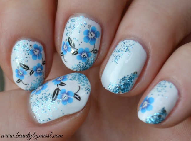 white and blue manicure