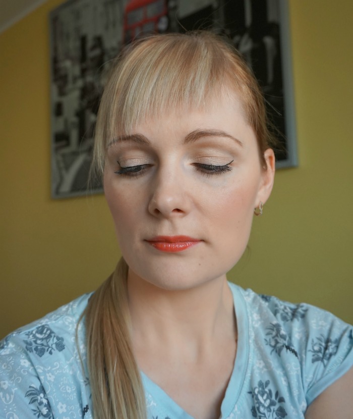 Natural party makeup with Avon makeup products