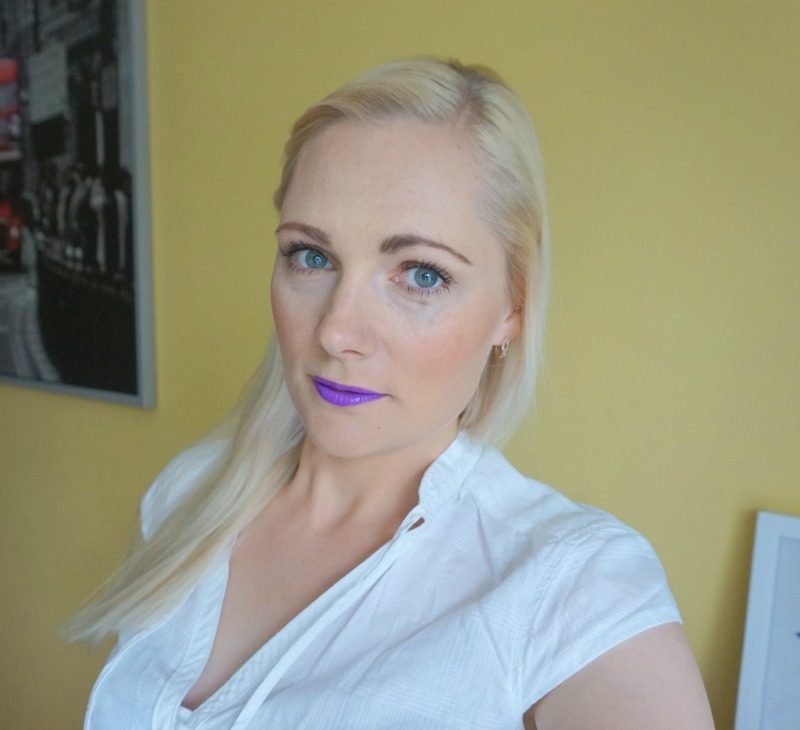 makeup look with NYX Intense Butter Gloss - Berry Strudel