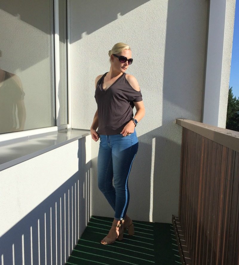 Outfit post featuring Chaser Cold Shoulder Top, Guess Tahiana High-Rise Skinny Jeans, Splendid Birdie Sandals from Shopbop, Guess sunglasses, Fitbit Blaze 